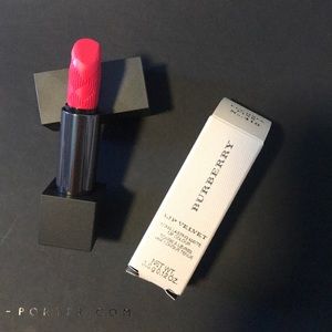 Burberry Lip Velvet No.418 Fuchsia Pink